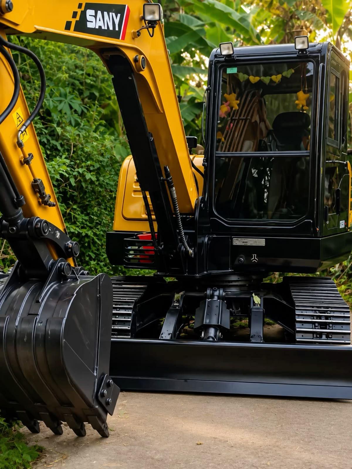 RMZ Al Aseel Transport — heavy machinery UAE